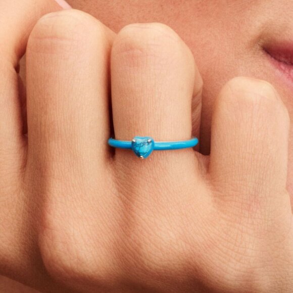 Women's Blue Turquoise Colored Heart Stone Ring Sterling Silver Heart Shaped - Picture 4 of 4